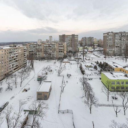 Уютная Квартира Для Семьи На Оболони Διαμέρισμα Κίεβο Εξωτερικό φωτογραφία